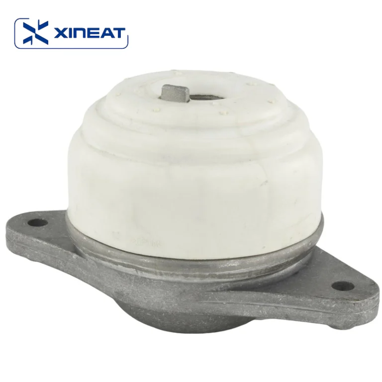 2042402017 Engine Mount For Mercedes-Benz C300 2007-2017 Mercedes-Benz E350 2007-2017 Mercedes-Benz CLS400 2007-2017 Manufactured By XINUN Auto Parts